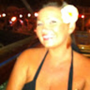 Meet your Posher, Devin